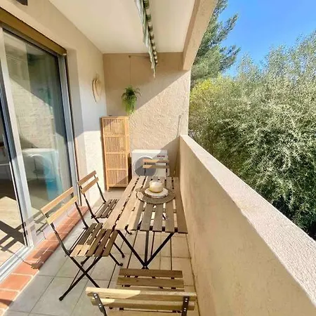 Cocoon Appart Moderne 4pax Bord De Appartamento Fréjus
